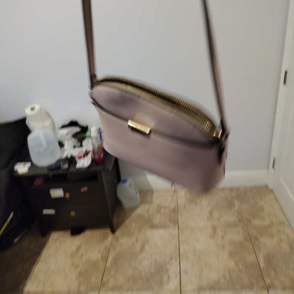 Elegant Cream Shoulder Bag - Picture 11 of 14